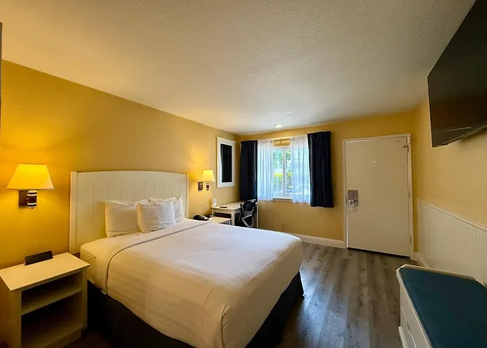 Family Hotel: Monterey Bay Lodge