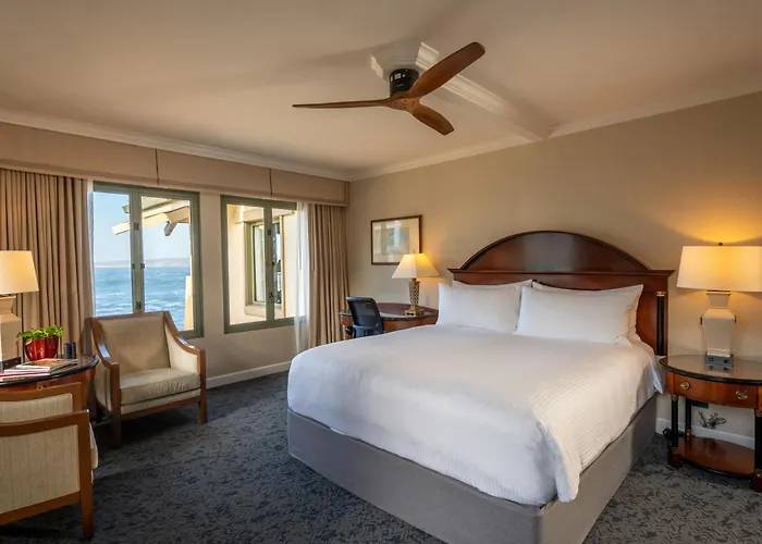 Pet Friendly hotel: Monterey Plaza Hotel & Spa